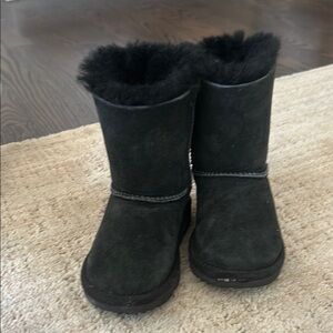 UGGS-Kids Black Winter Boots